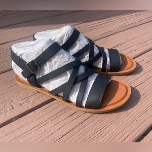 Toms Black Sandals Women 6.5